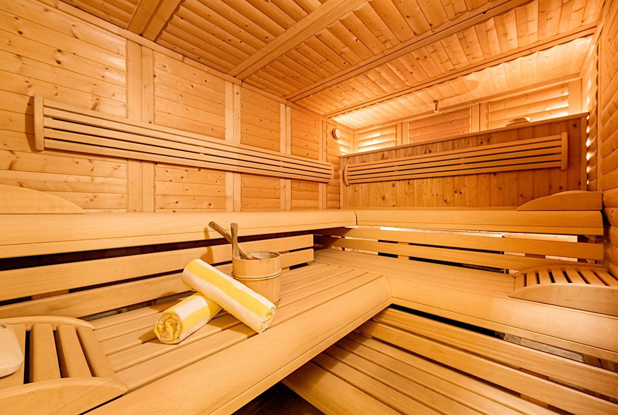 Apart-Hotel Bergkoenig Фис Экстерьер фото