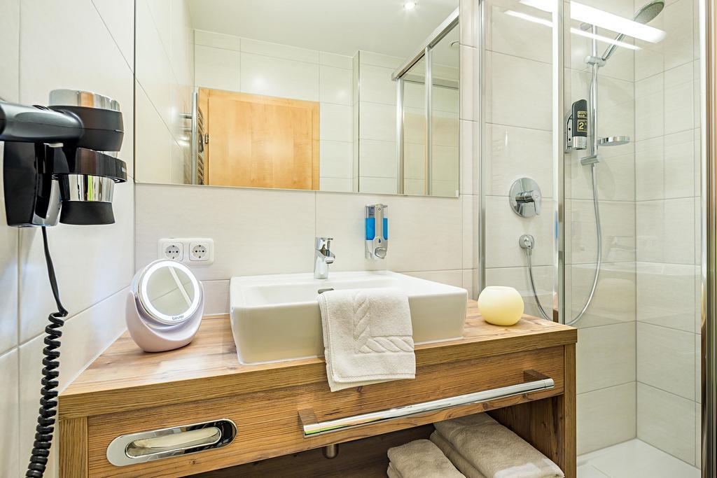 Apart-Hotel Bergkoenig Фис Экстерьер фото