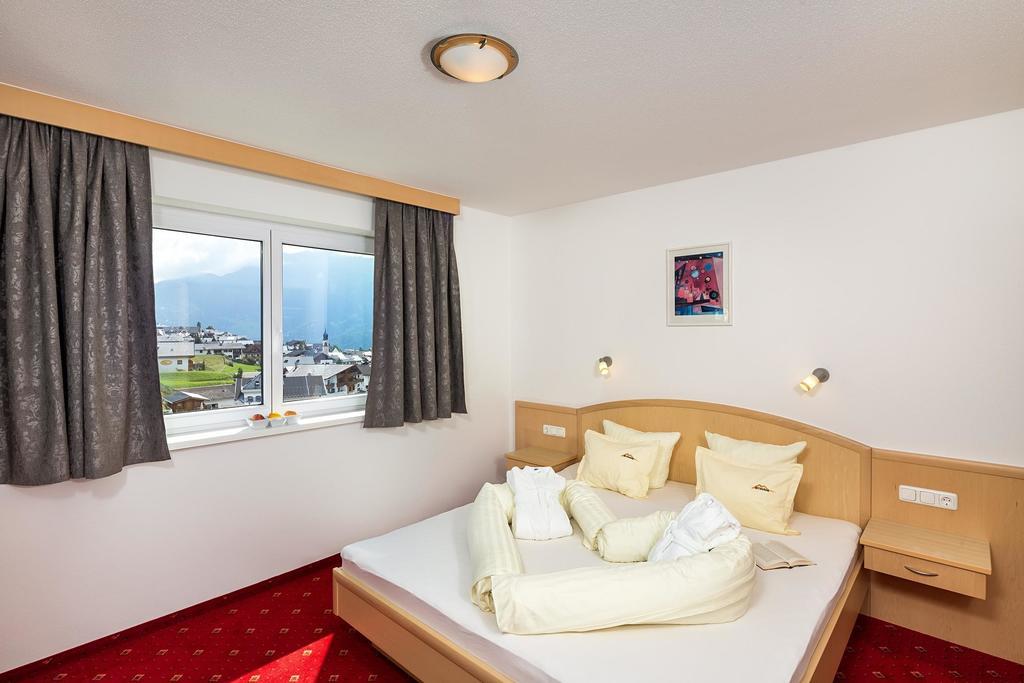 Apart-Hotel Bergkoenig Фис Экстерьер фото